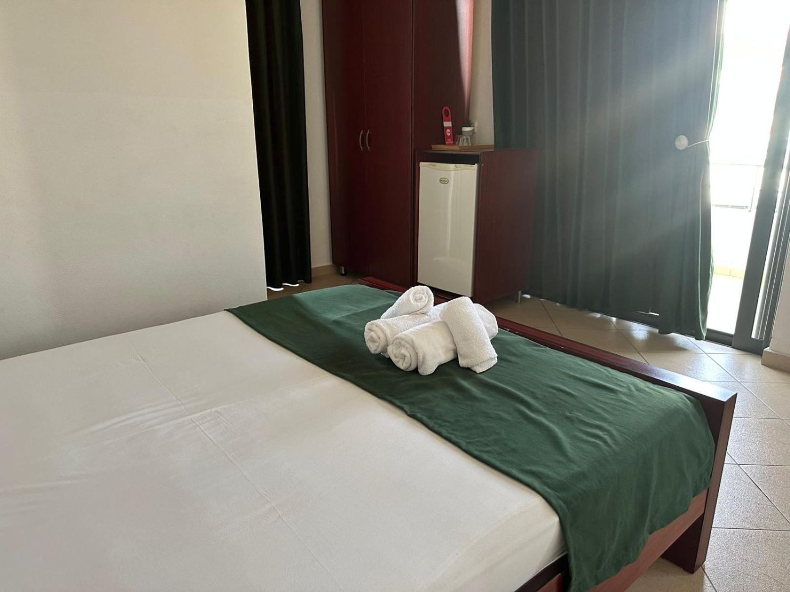 Bliss Hotel Ksamil Oda fotoğraf
